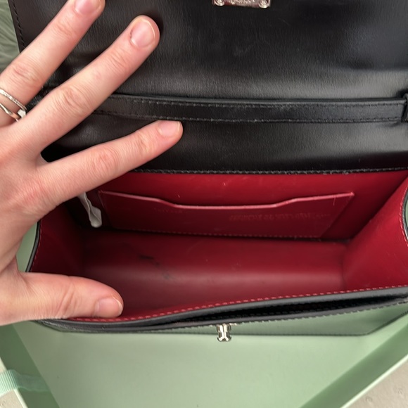 Authentic Off White Jitney Black Crossbody - Picture 5 of 12